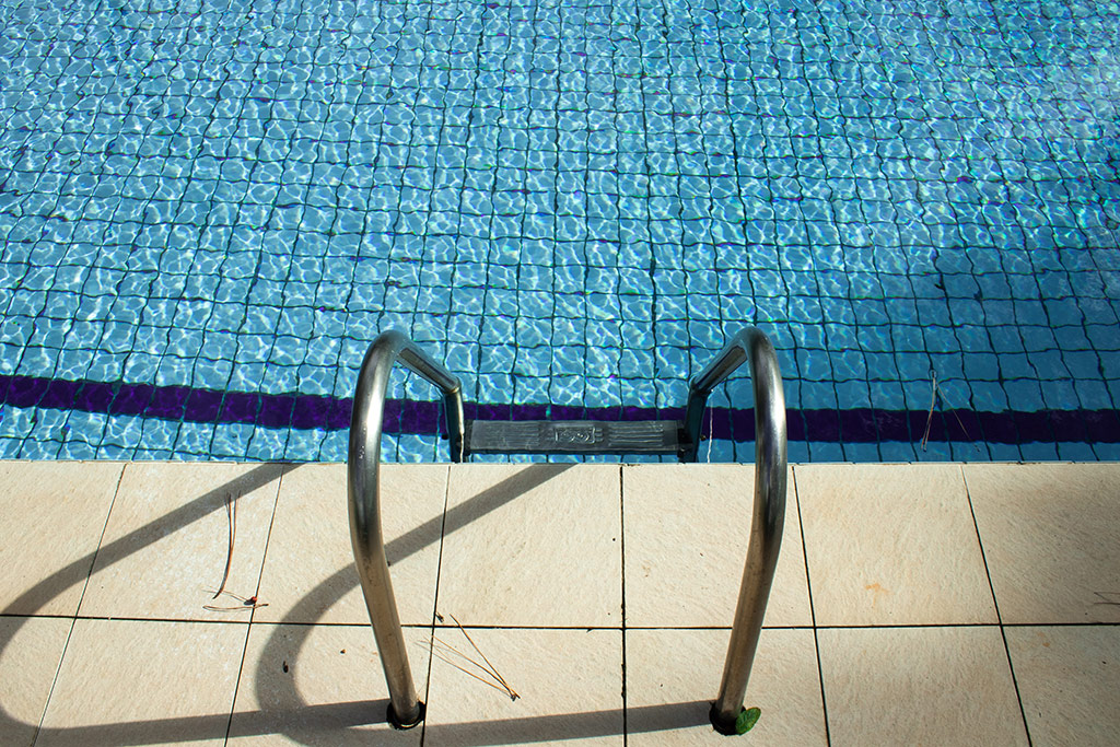 Cubiertas para piscinas 5 pasos para convertir tu piscina en una piscina de agua salada 5