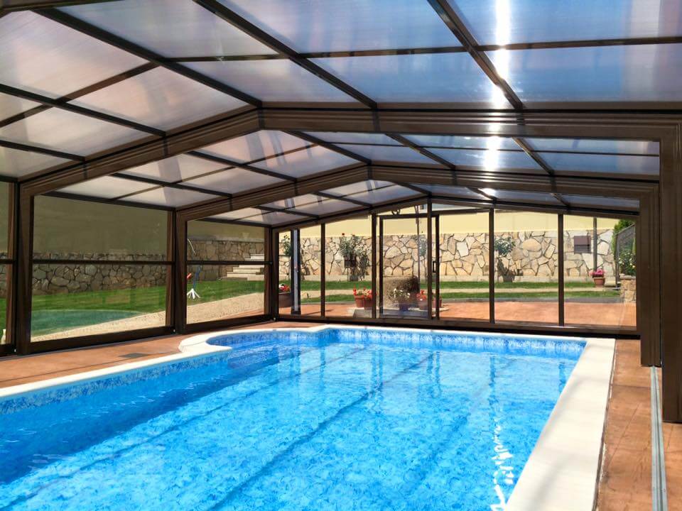 Cubiertas de piscina para casas rurales: todas sus ventajas